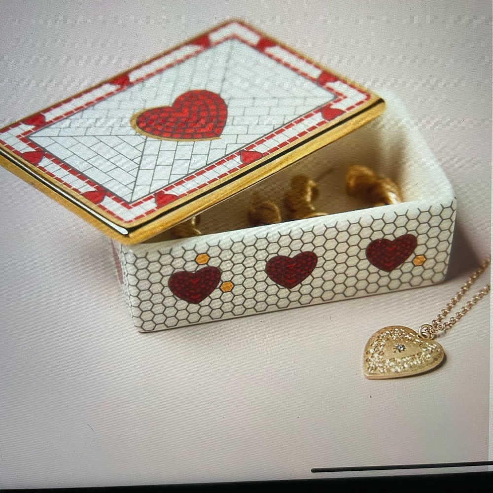 ❤️ NEW ANTHROPOLOGIE BISTRO TILE STONEWARE TRINKET BOX VALENTINE